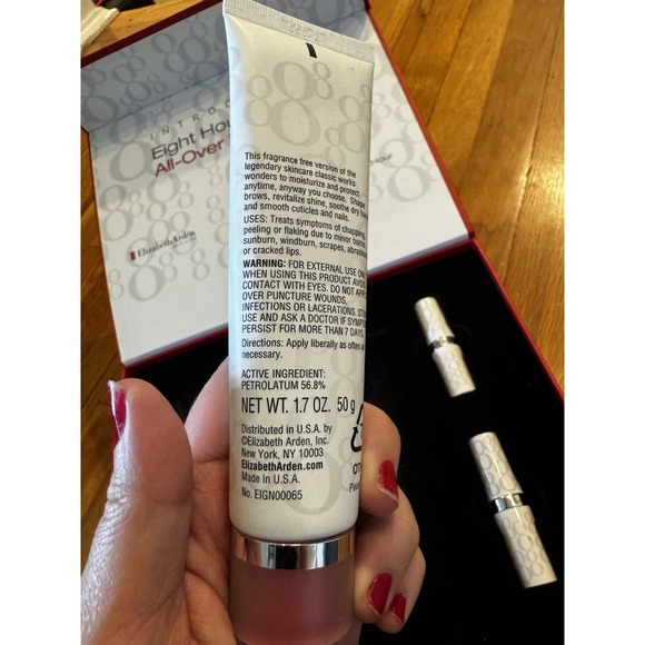Elizabeth Arden 6 Piece Eight Hour Cream Gift Set In Red Box NEW - Picture 11 of 16